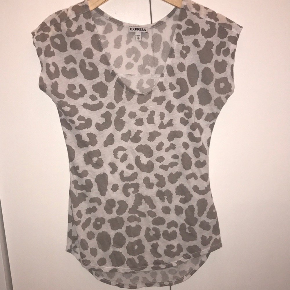 Express Animal print t shirt!